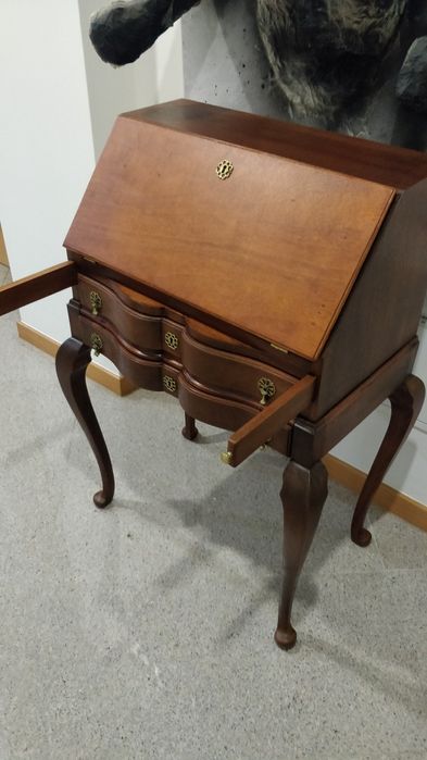 Escrivaninha de estilo inglês