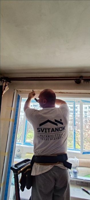 СКИДКИ на монтаж откосов из сэндвич-панели. Відкоси під ключ. Віконні відкоси, оконные откосы установка. Відкоси на вікна із сендвіч-панелей
