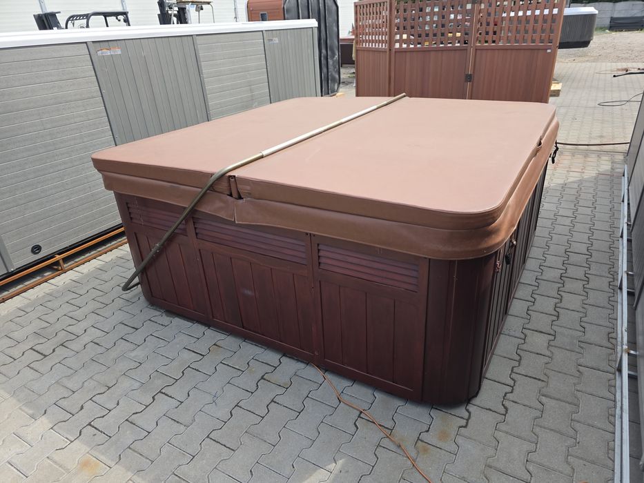 Jacuzzi całoroczne sundance spas cameo 226x226cm taras ogrod