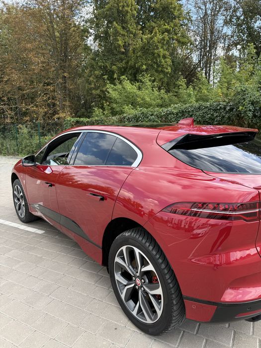 Продаеться jaguar i-pace