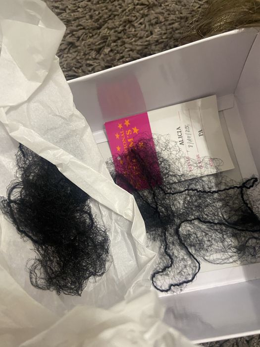 Peruca de cabelo sintetico