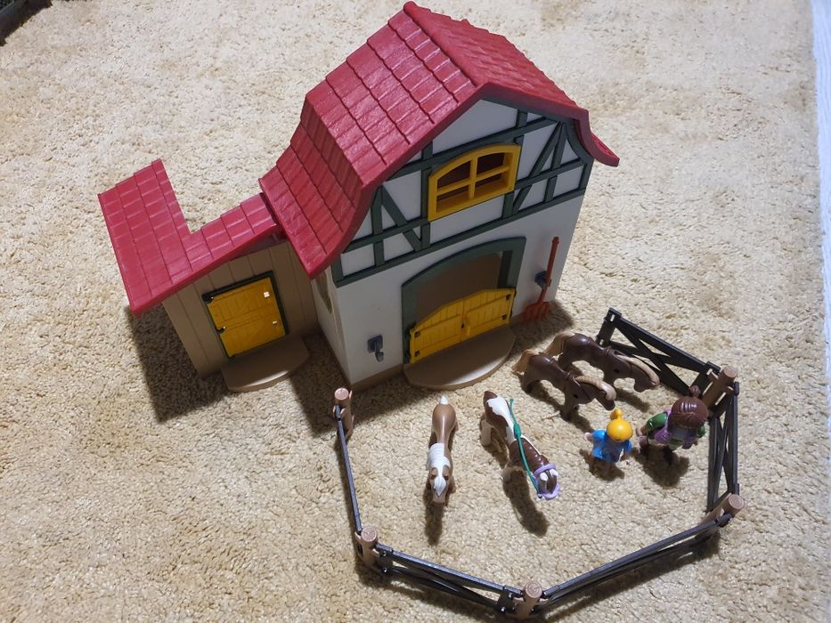 Playmobil 6927 Stadnina kucyków