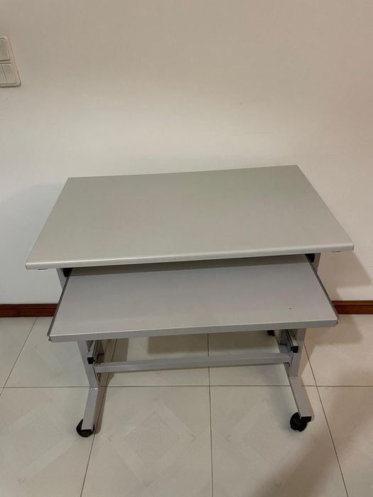 Secretária escritório