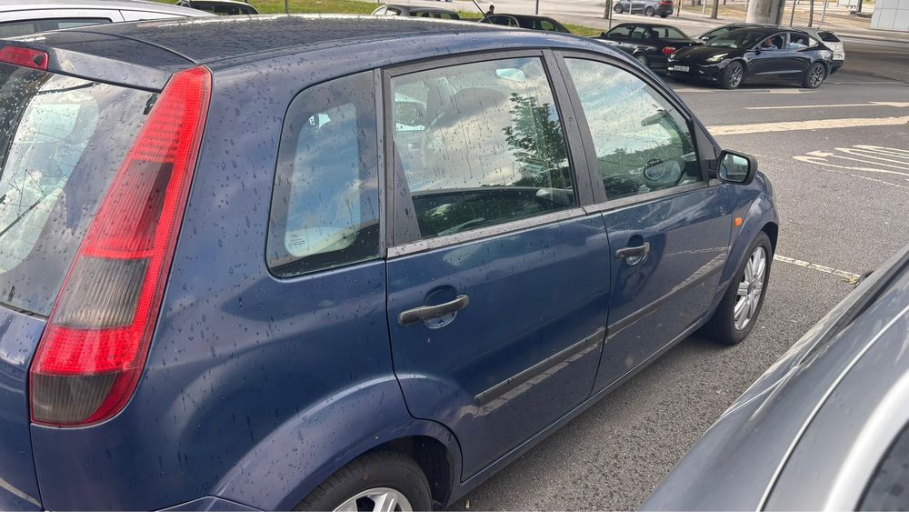Ford fiesta 1.4 carro gasoleo