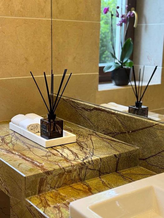 Продаж Будинку біля Лісу Великі Дмитровичі ! Ділянка 80 Соток !