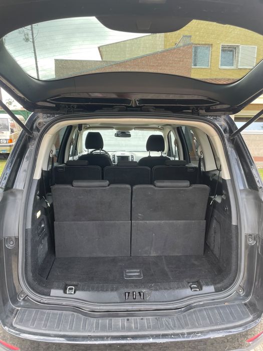 Ford Galaxy 2016