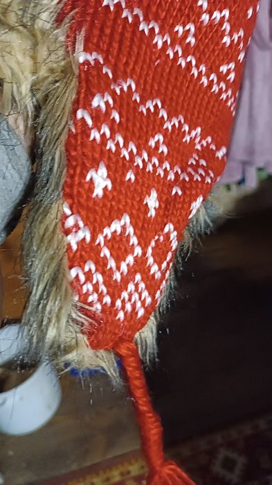 Нова Шапка  ушанка для дівчат