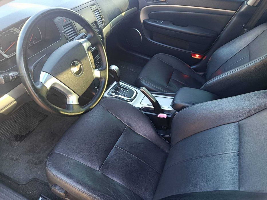 Автомобиль Шевроле Эпико в идеальном состоянии