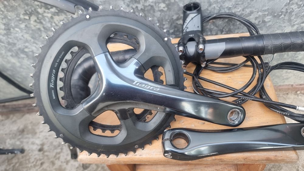 Група Shimano Tiagra. Знято з велосипеду  cube Nuroad Pro