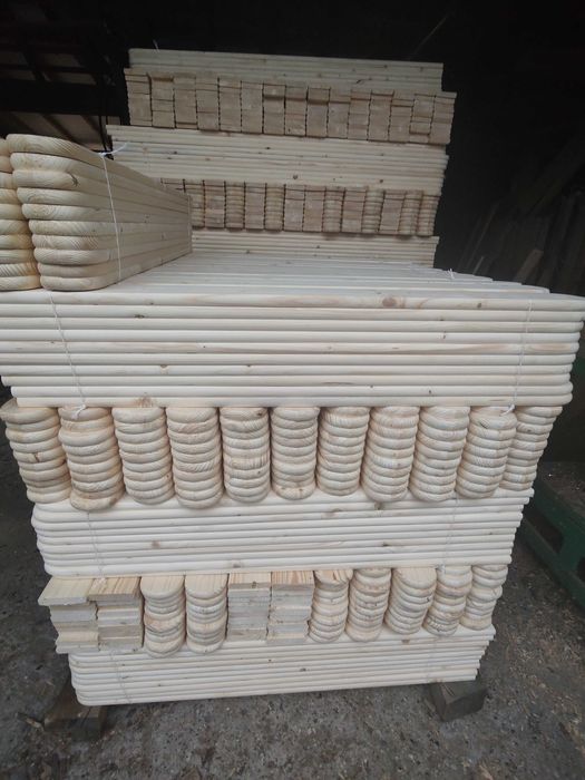 Sztachety drewniane świerkowe suche