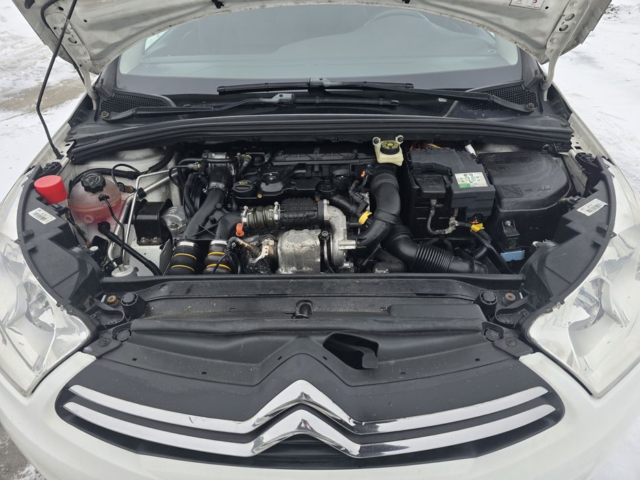 Citroen C4 1.6 HDI 90 KM 2012r Nawigacja Climatronic Alu Felgi BIAŁY P