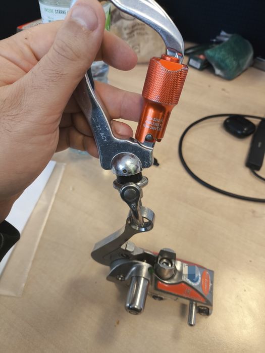 Antiqueda para calha fixa - Soll Glide