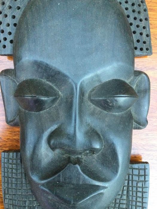 Máscara tribal Africana pau-preto Mocambique Cabinda Ébano Antiga 25cm