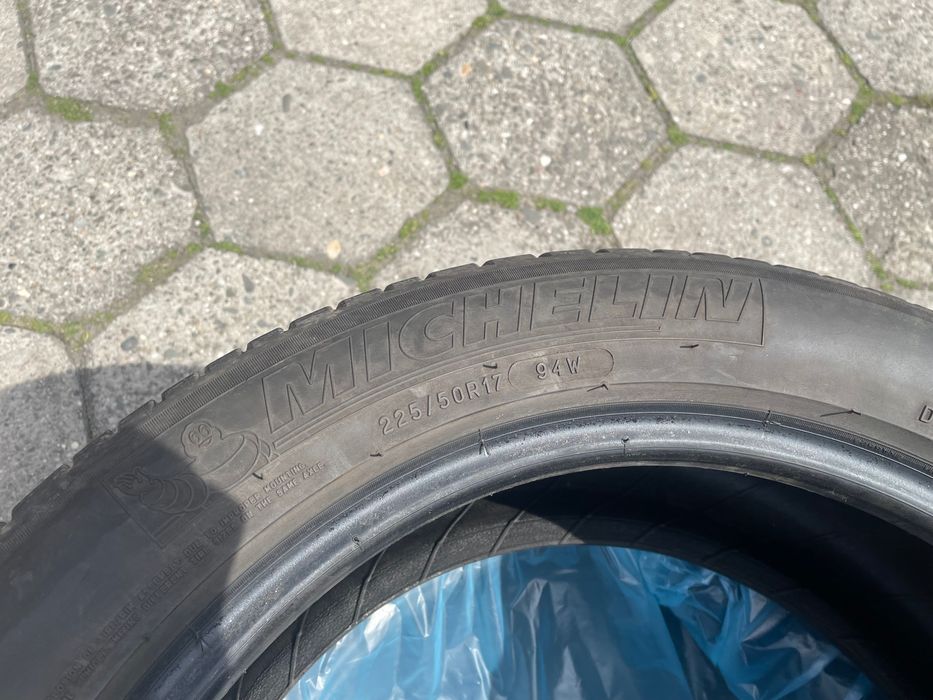 Opony letnie Michelin 225/50R17