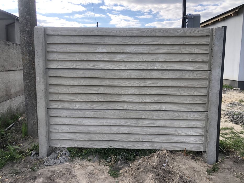 Бетонна огорожа стовпчики доставка