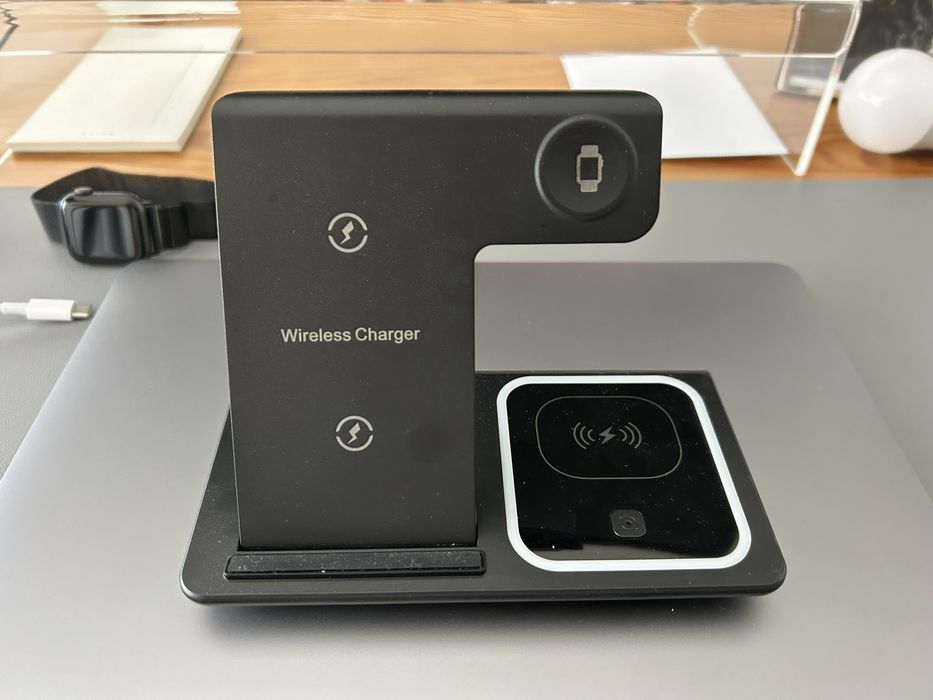 Carregador Wireless / Dock Station 3-1