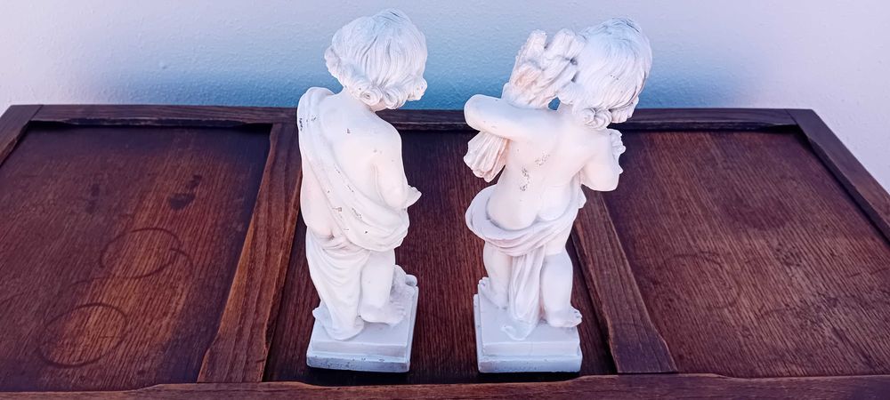 Par de Estatuetas em Pedra