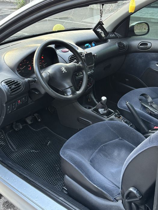 Peugeot 206 2001 1.4i
