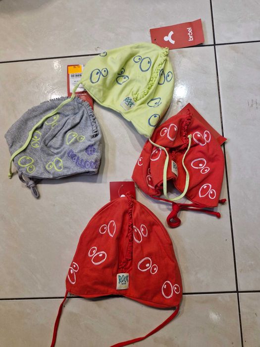 Czapki dinozaury dla chłopca Broel