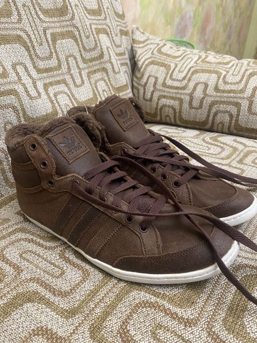 Зимові кросівки adidas