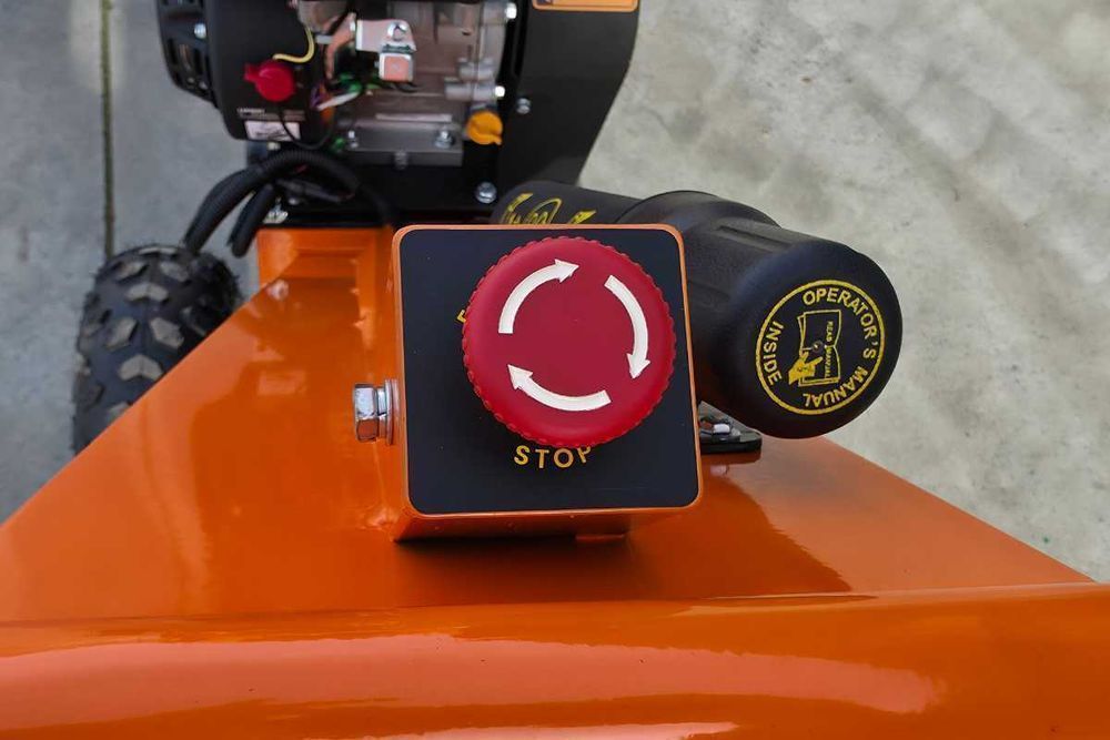 Rozdrabniacz do gałęzi, rębak spalinowy TB GARDEN GS650