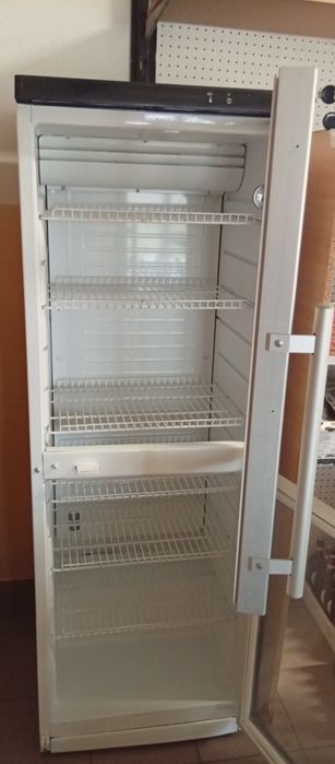 Chłodziarka witryna lodówka