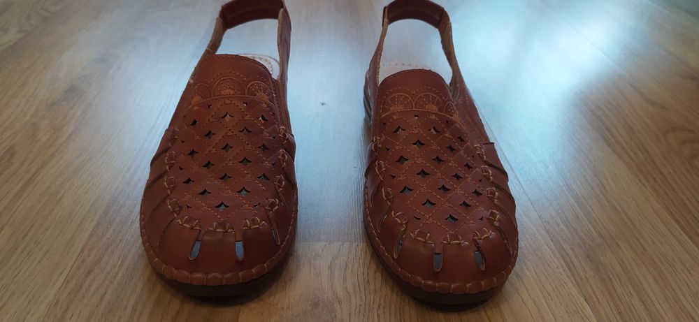 Босоножки женские из натуральной кожи