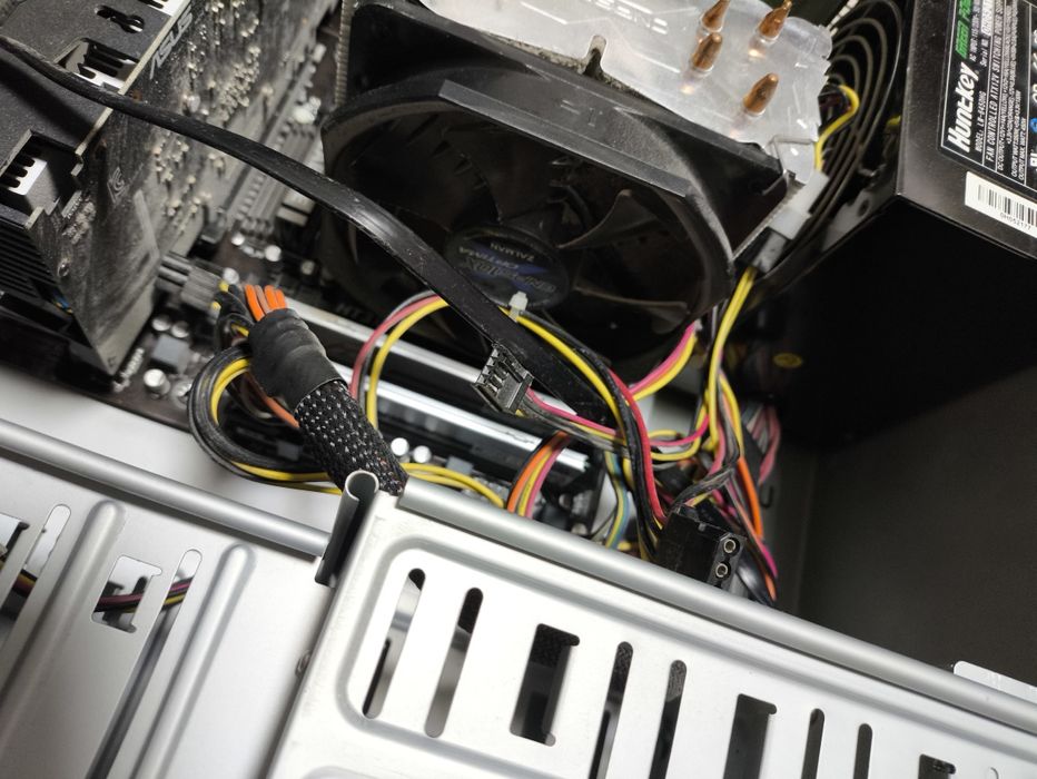 Продам ПК на базе  FX 8300