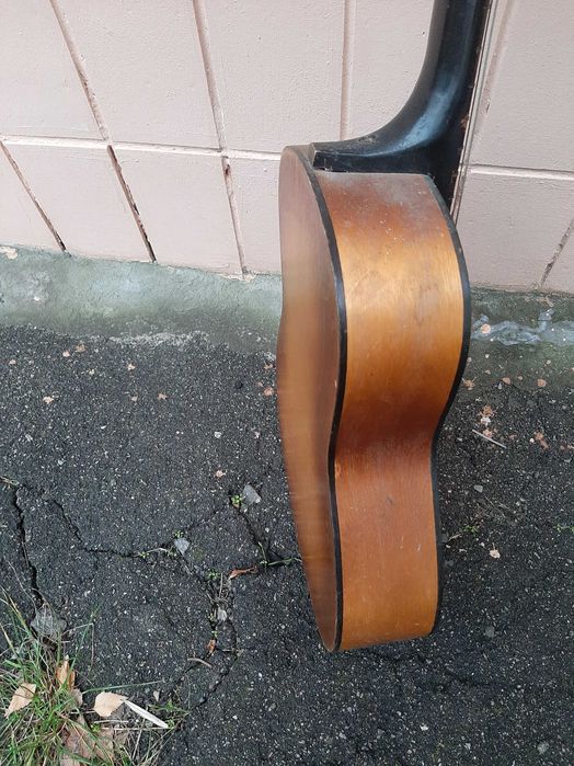 Семиструнная гитара