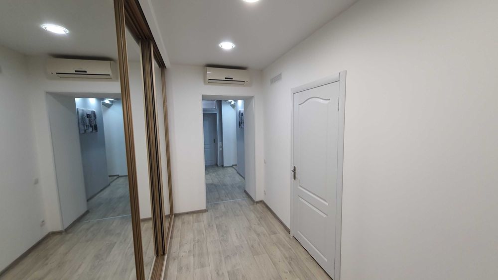 Центр, 1к почасово посуточно погодинно подобово.