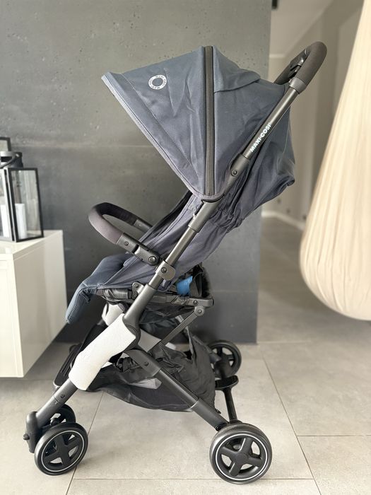 Wózek spacerowy spacerówka Maxi Cosi Lara 2 kompaktowy essential graphite do 22 kg