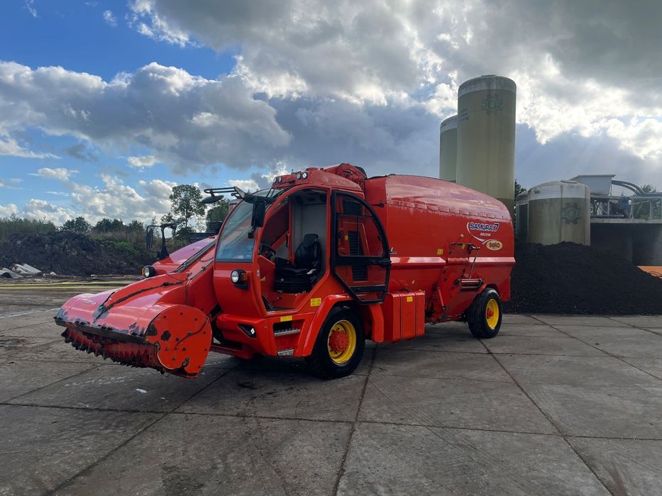 Woz Paszowy samojezdny Seko 23m, Kuhn