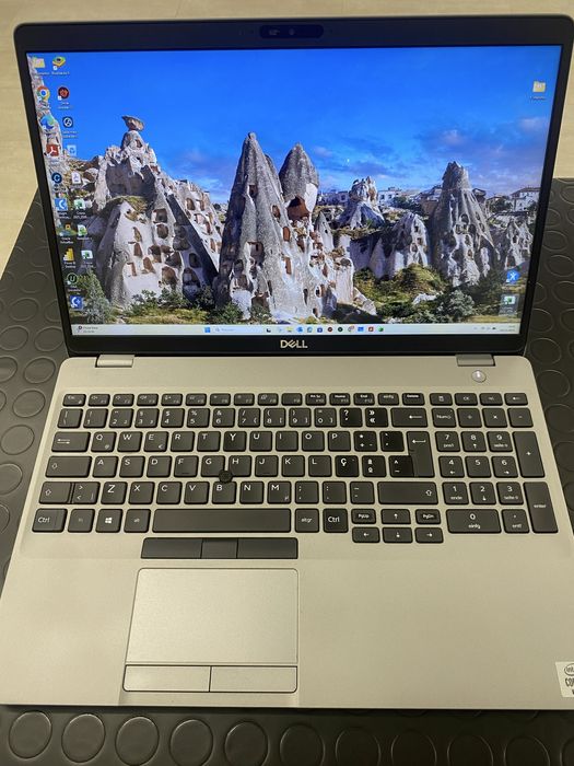 Dell Precision 3551 - I7  10gen  32Gb Ram  512Gb nvme