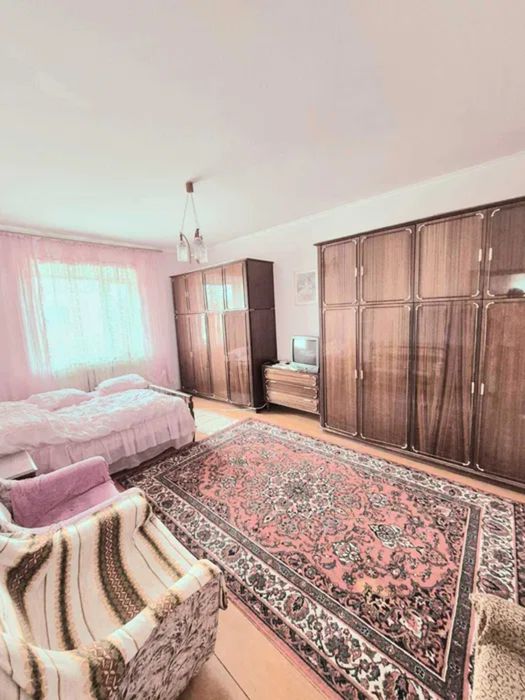 Продам добротний та міцний будинок в місті Бобринець.