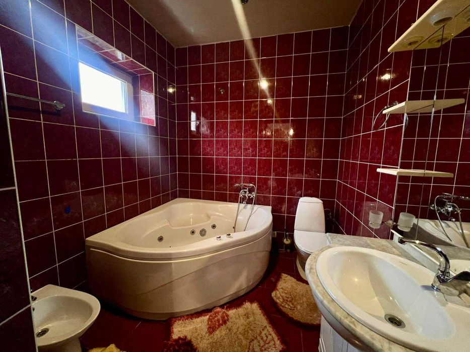 Оренда просторого окремостоячого будинку по вул. Сигнівка