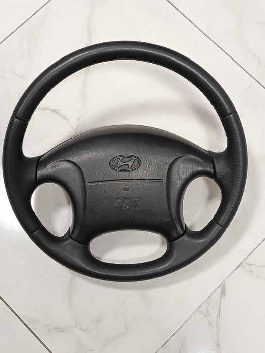 Кермо з airbag на Hyndai Tucson, Santafe