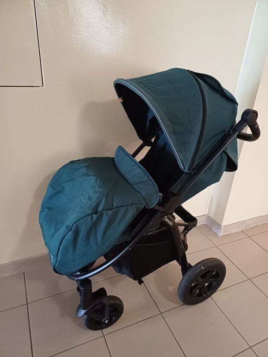 Wózek dziecięcy składany