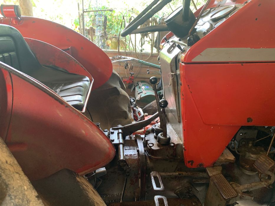 Massie Fergunsou 165 impecável Mafra