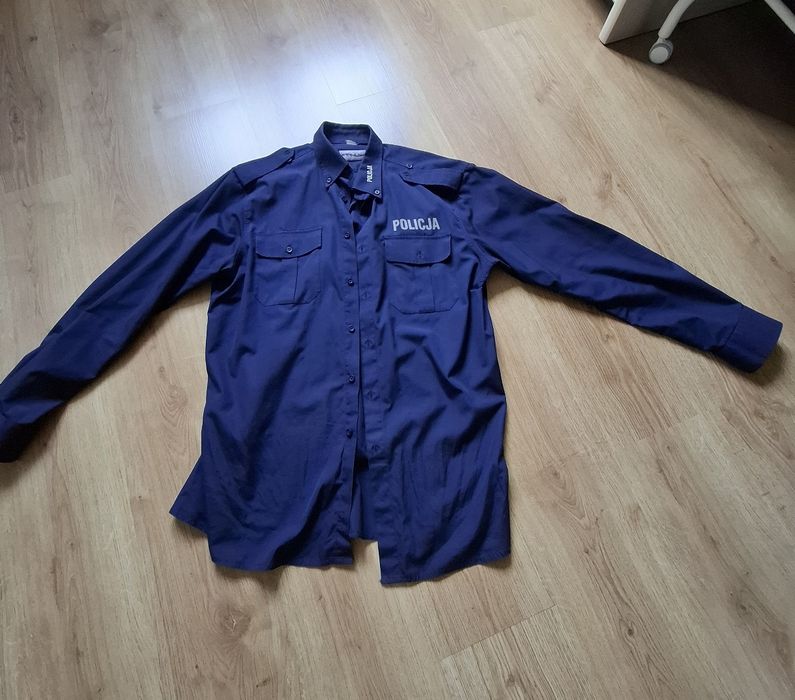 Koszule służbowe w rozmiarze 180/42