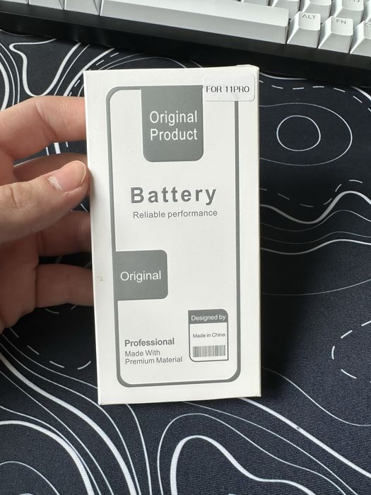 оригінальна батарея iPhone 11 pro
