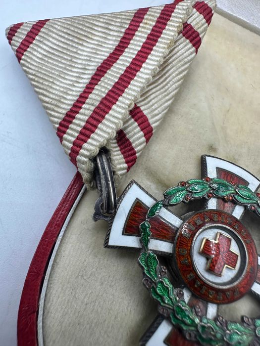 Austro-Węgry Odznaczenie Honorowe Czerwony Krzyż II klasy 1914