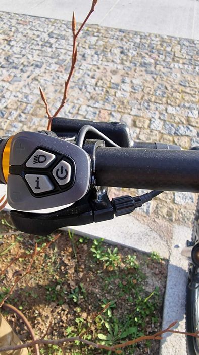 Bicicleta elétrica WINICE Bafang em carbono