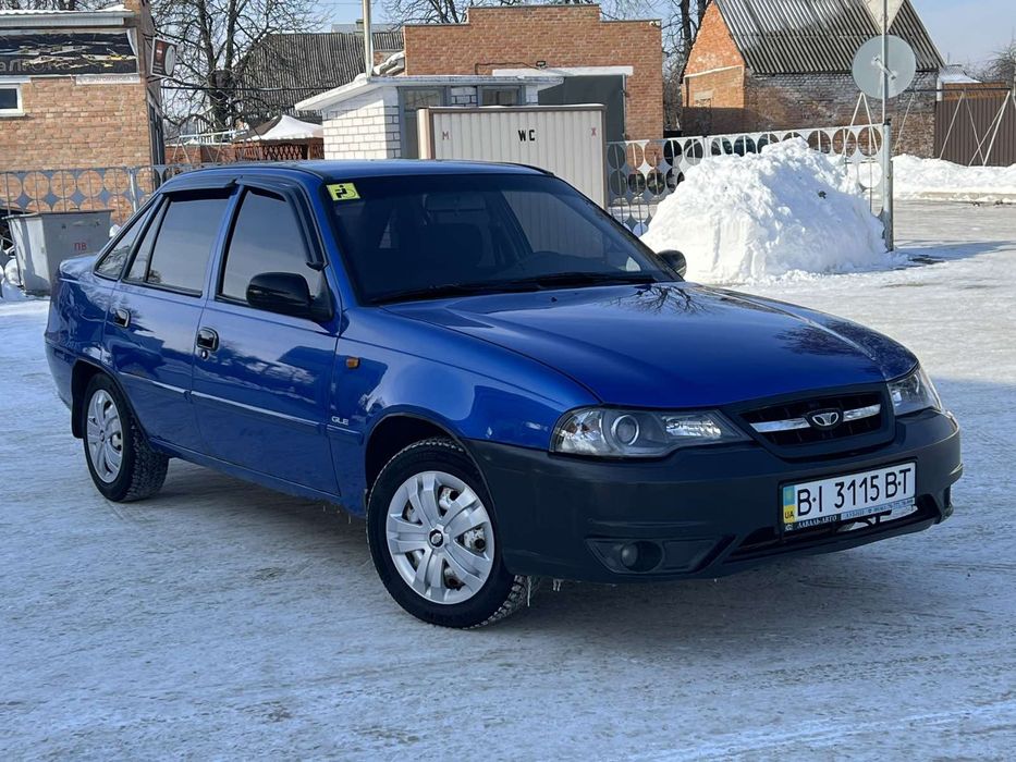 Продам авто Део Нексія 2012 року