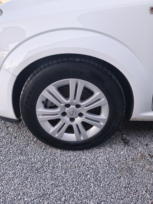 Opel Zafira 2012