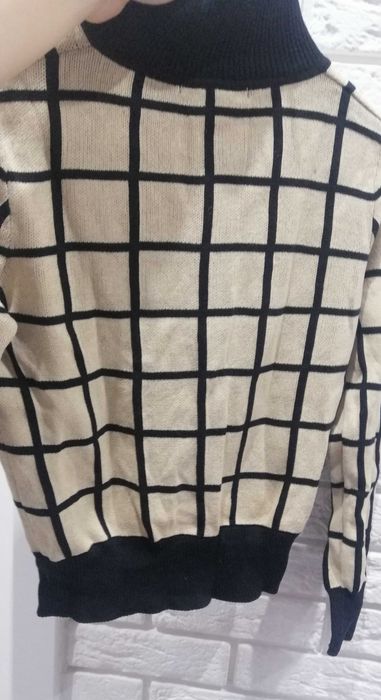 Sweter w kratę Zara r. S/M