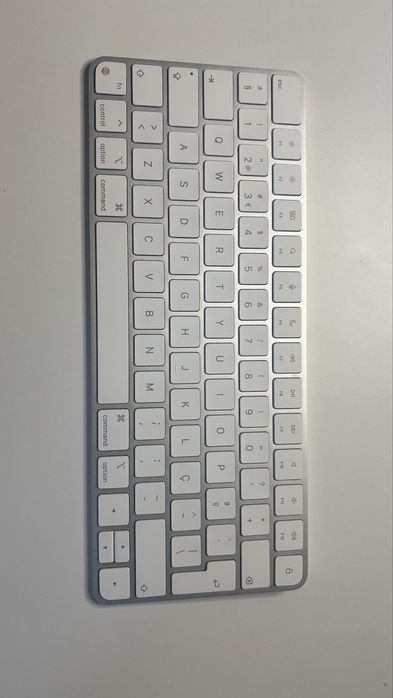 Magic Keyboard (USB-C) - Apple