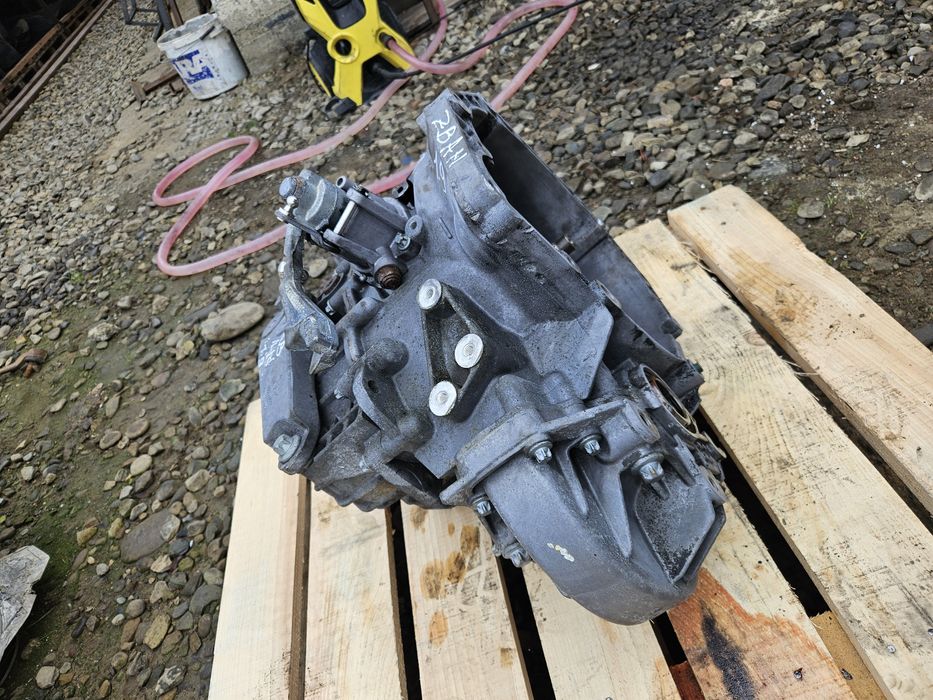 МКПП М32 Опель Астра Аш Зафіра Б 1.9 дизель Opel Astra H Zafira B 1.9D