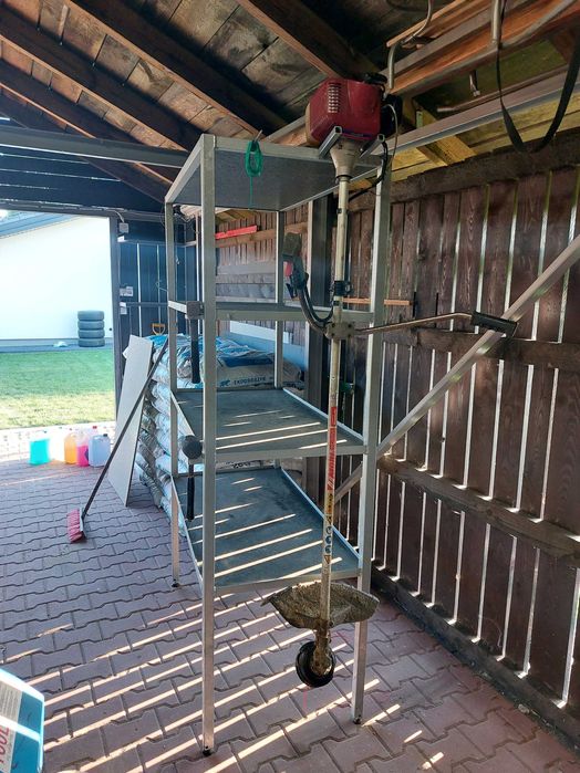 Regal metalowy spawany