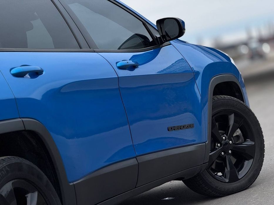 Продам Джип чарокі