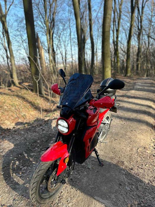 Honda CB 300F 2025